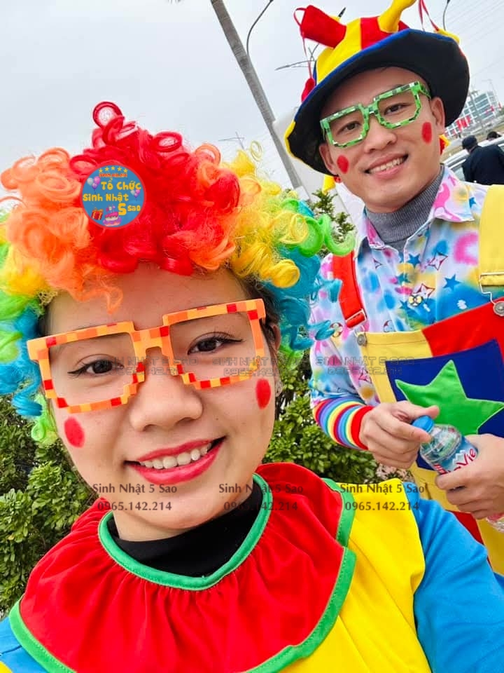 chú hề sinh nhật